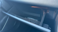 Jaguar F-Pace 2.0 D200 R-Dynamic Black 5dr Auto AWD Diesel Estate